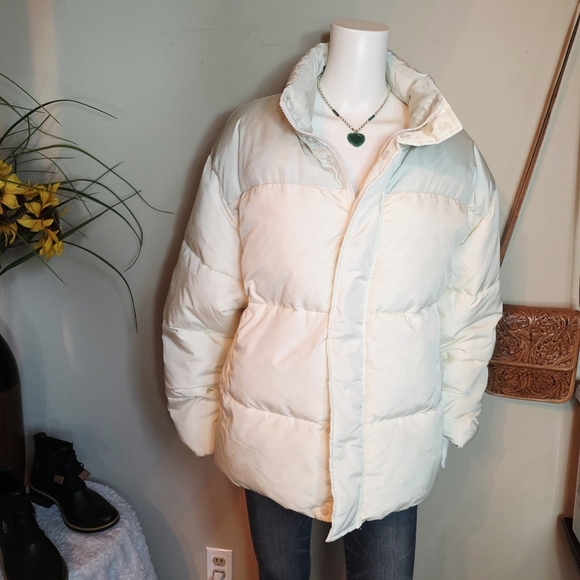 Fabletics Light Cream Puffer Jacket - Picture 2 of 8